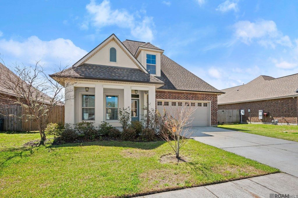 38420 Brown Rd, Prairieville, LA 70769