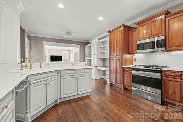1004 Creekwalk Drive, Stanley, NC 28164