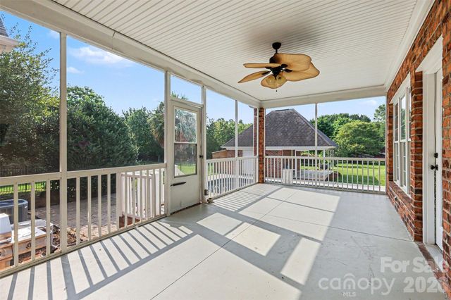 1004 Creekwalk Drive, Stanley, NC 28164