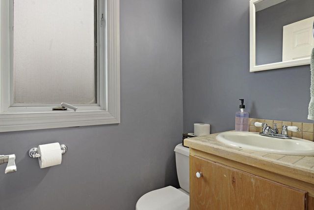 606 Gatewood DRIVE, Twin Lakes, WI 53181