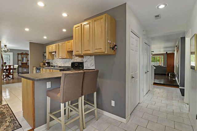 606 Gatewood DRIVE, Twin Lakes, WI 53181