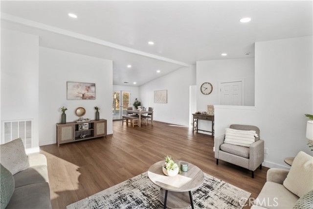 14208 Apple Creek, Victorville, CA 92395