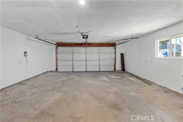 14208 Apple Creek, Victorville, CA 92395