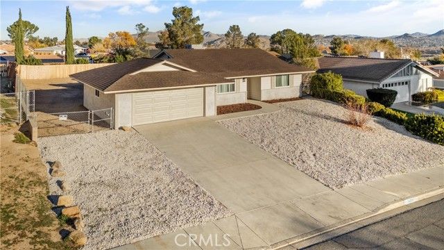 14208 Apple Creek, Victorville, CA 92395