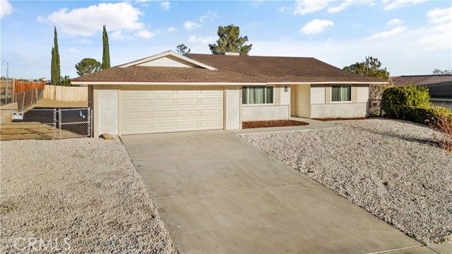 14208 Apple Creek, Victorville, CA 92395