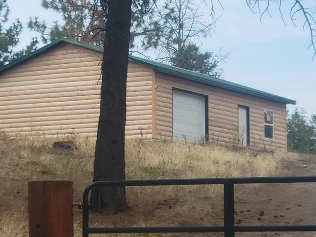 38321 Jackson Rd, Elk, WA 99009