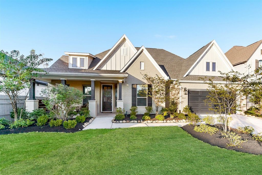 15527 Salmon Springs Drive, Conroe, TX 77302