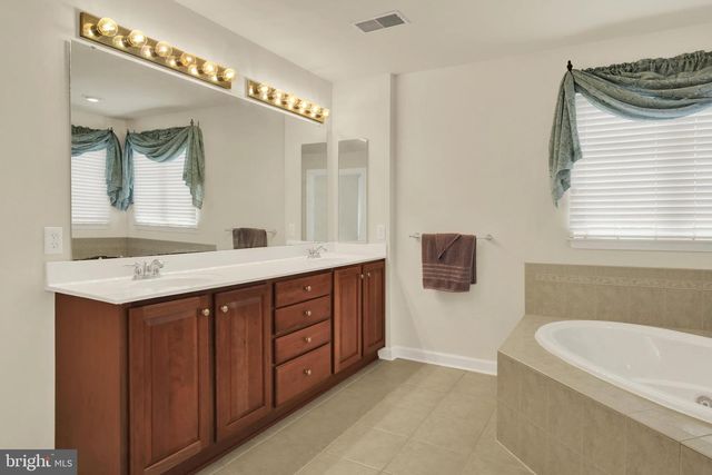 3 HIDDEN BROOK WAY, Sinking Spring, PA 19608