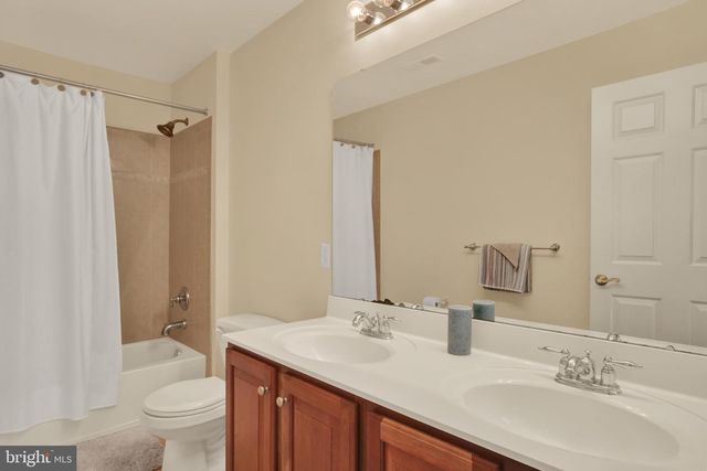 3 HIDDEN BROOK WAY, Sinking Spring, PA 19608