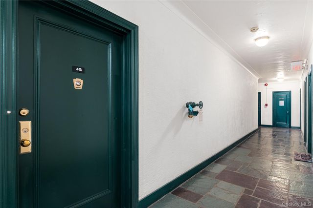 1 Franklin Avenue 4G, White Plains, NY 10601