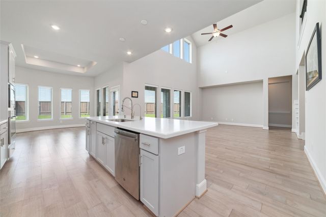 8802 Granary Gate Lane, Richmond, TX 77407