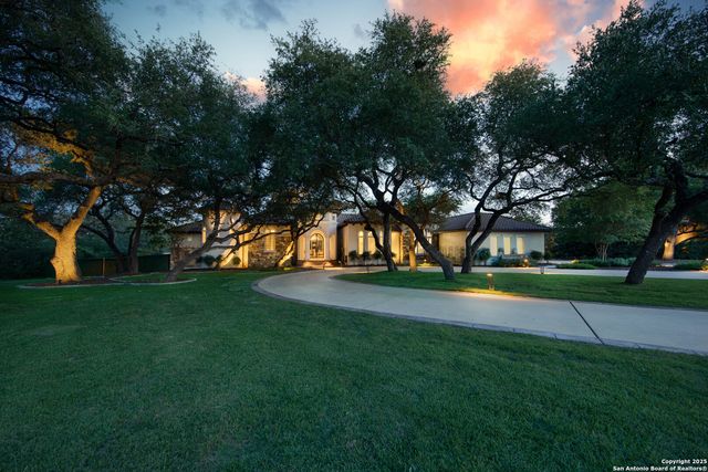 11118 ANAQUA SPGS, Boerne, TX 78006