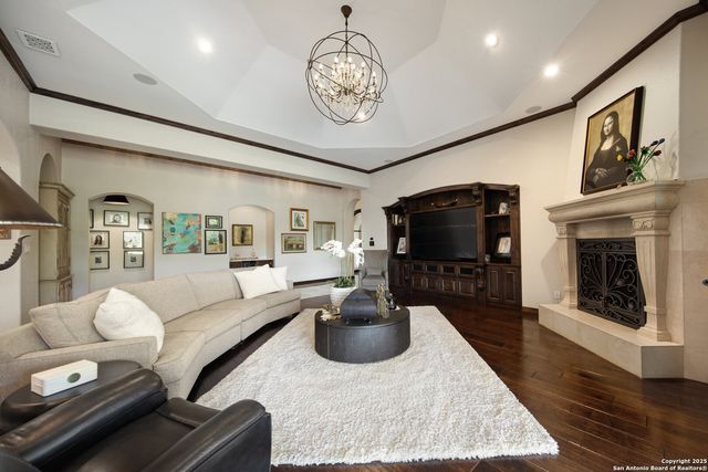 11118 ANAQUA SPGS, Boerne, TX 78006