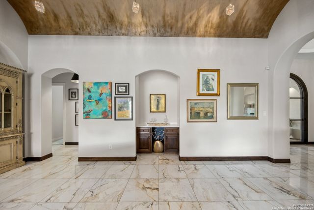 11118 ANAQUA SPGS, Boerne, TX 78006