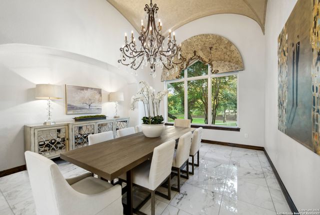 11118 ANAQUA SPGS, Boerne, TX 78006