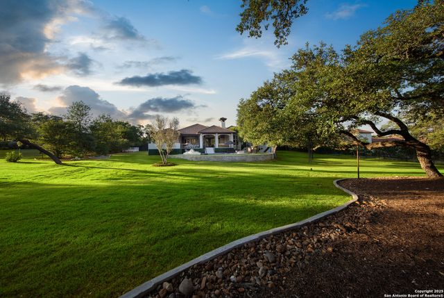 11118 ANAQUA SPGS, Boerne, TX 78006