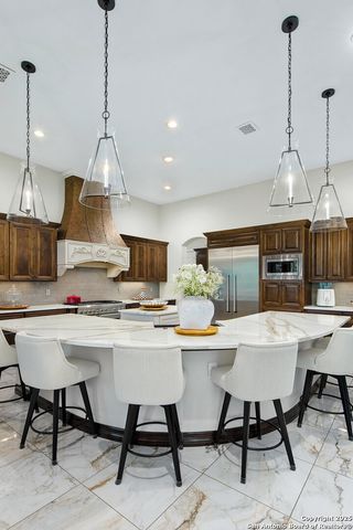 11118 ANAQUA SPGS, Boerne, TX 78006