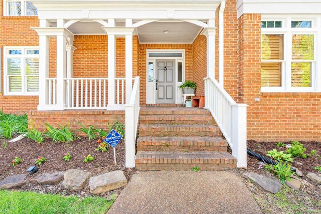 1925 WOOD OAK DR, Cordova, TN 38016