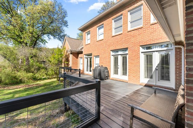1925 WOOD OAK DR, Cordova, TN 38016