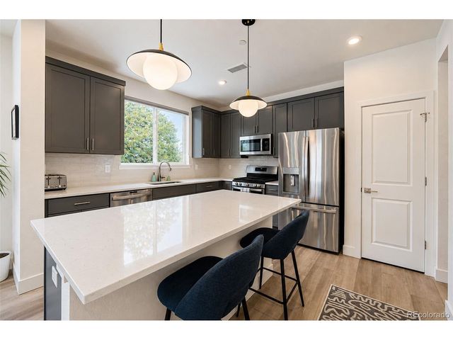 6102 W 28th Ct, Denver, CO 80214