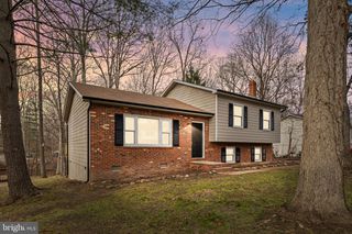 341 ALBANY ST, Fredericksburg, VA 22407