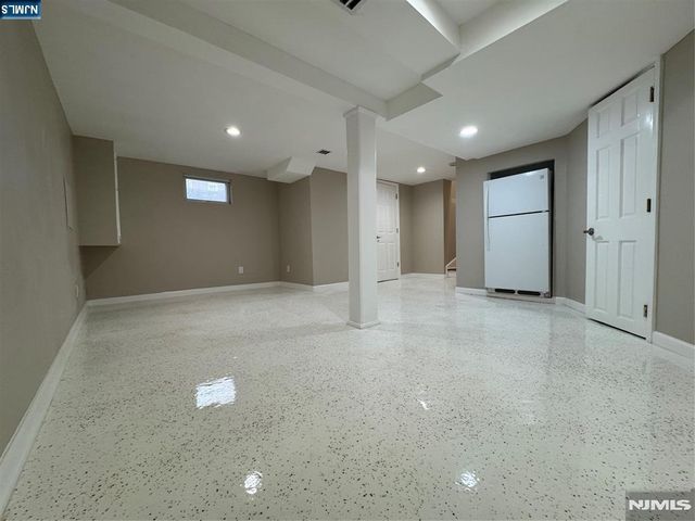 8 Dohrman, Teaneck, NJ 07666