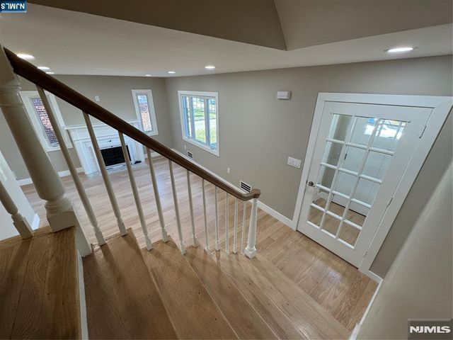 8 Dohrman, Teaneck, NJ 07666