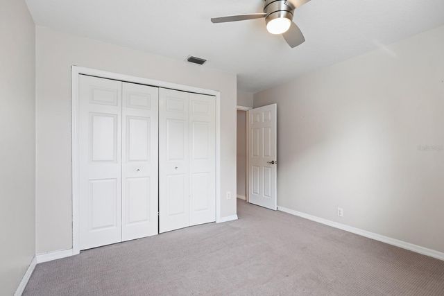 5208 LAUREL POINTE DRIVE, Valrico, FL 33596