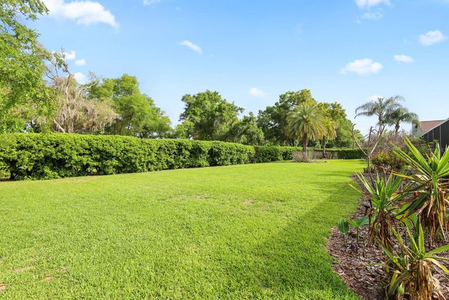 5208 LAUREL POINTE DRIVE, Valrico, FL 33596