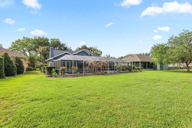 5208 LAUREL POINTE DRIVE, Valrico, FL 33596