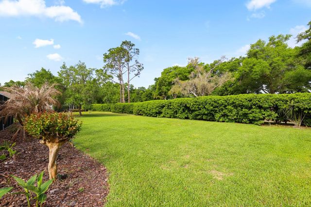 5208 LAUREL POINTE DRIVE, Valrico, FL 33596
