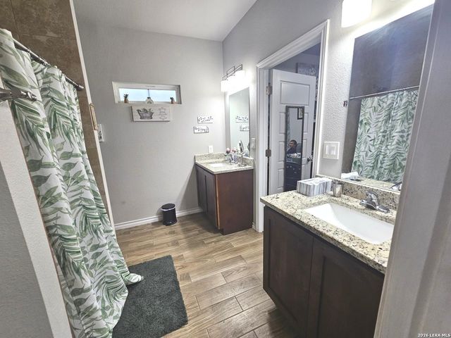 147 Bradley, San Antonio, TX 78211