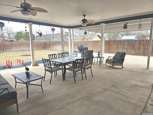 147 Bradley, San Antonio, TX 78211