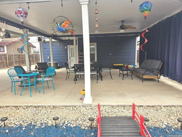 147 Bradley, San Antonio, TX 78211