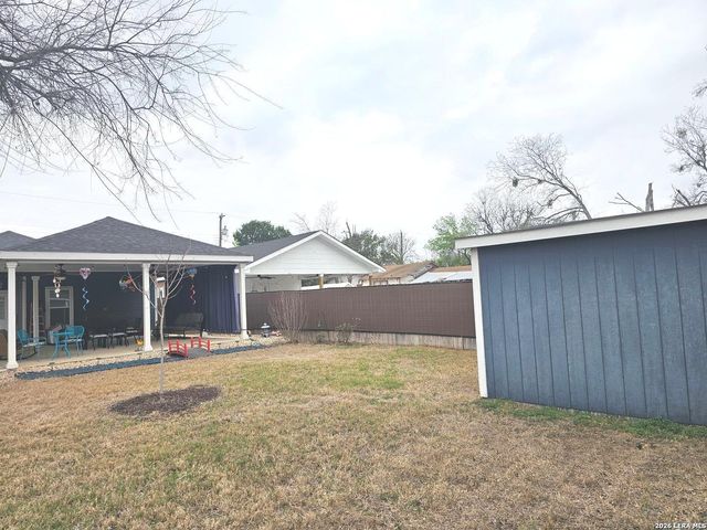 147 Bradley, San Antonio, TX 78211