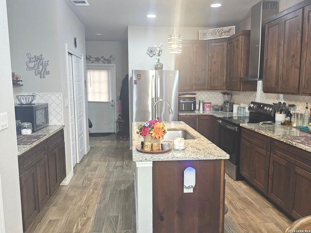 147 Bradley, San Antonio, TX 78211