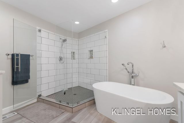 16873 Landing Lane 33, Spring Lake, MI 49456
