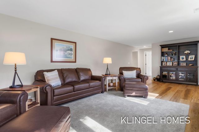 16873 Landing Lane 33, Spring Lake, MI 49456