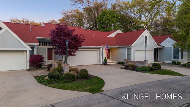 16873 Landing Lane 33, Spring Lake, MI 49456