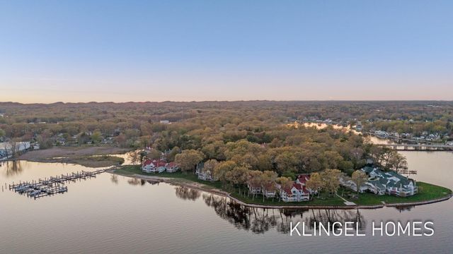 16873 Landing Lane 33, Spring Lake, MI 49456