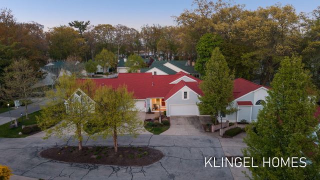 16873 Landing Lane 33, Spring Lake, MI 49456