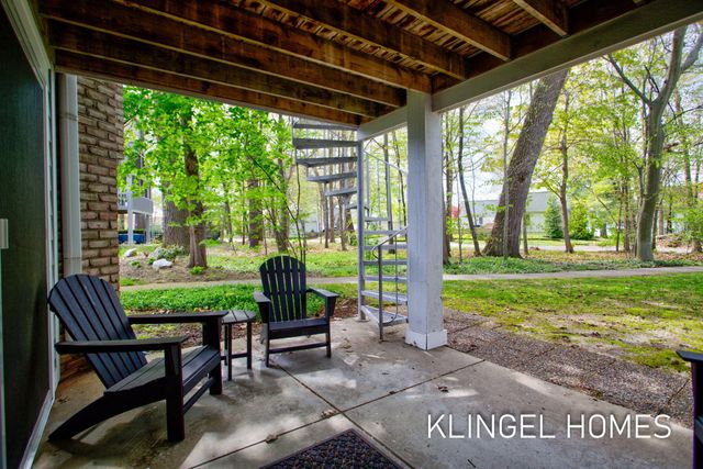 16873 Landing Lane 33, Spring Lake, MI 49456