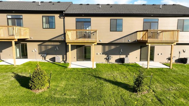 1362 Meadow Rose Place, Waukee, IA 50263