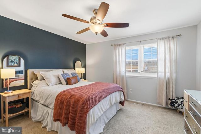 1015 STORMONT CIR, Halethorpe, MD 21227