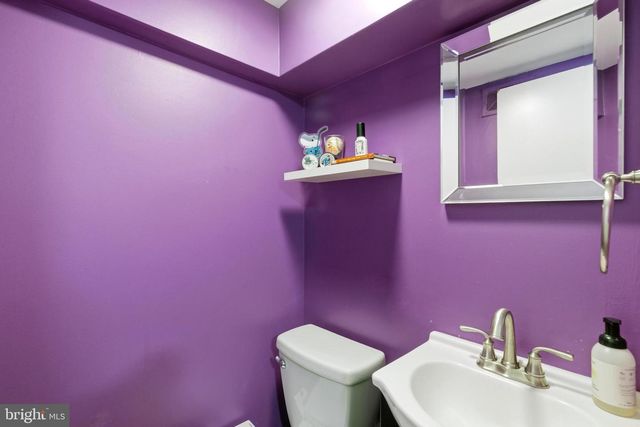 1015 STORMONT CIR, Halethorpe, MD 21227