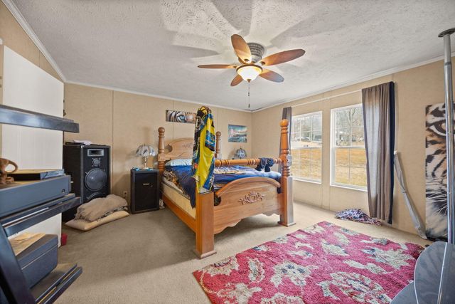 3049 Grand Blvd, Somerset, KY 42501