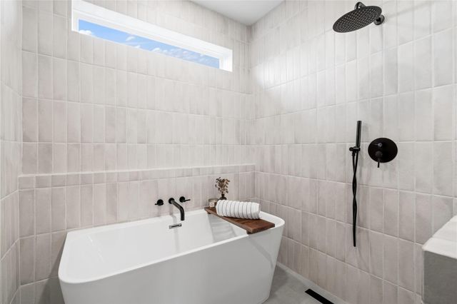 2950 Pitzlin Street, Houston, TX 77023