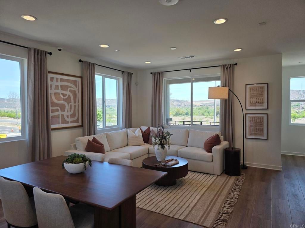 Image 1 of property listing at 7611 Quest Lane, Santee, CA 92071