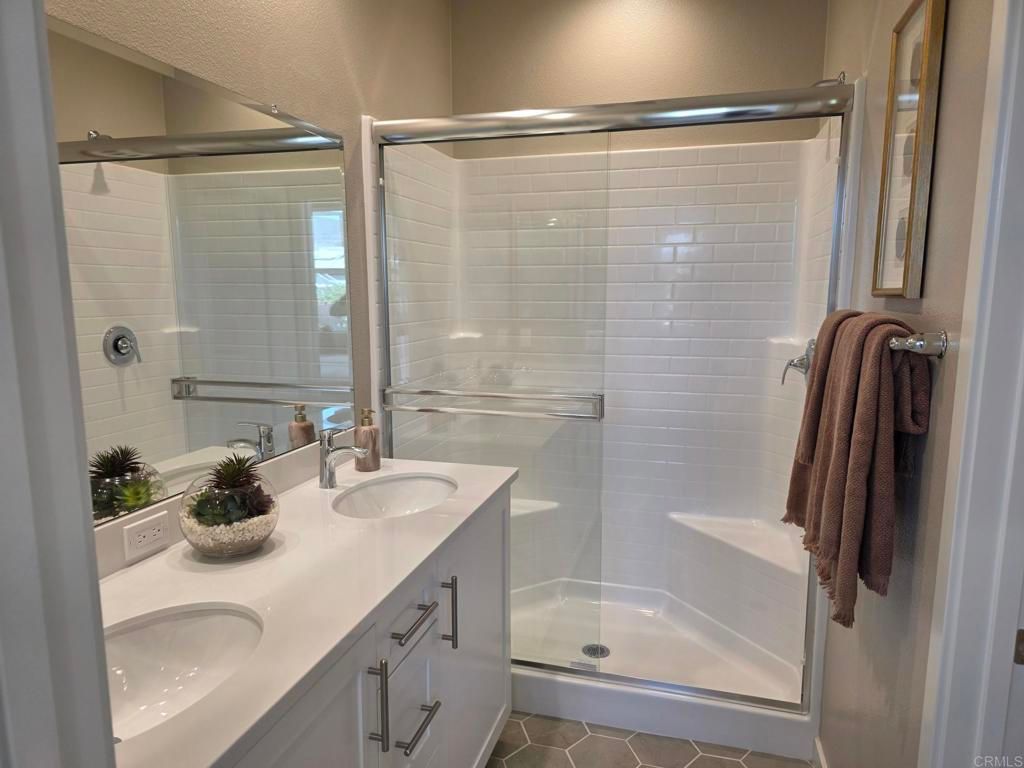 Image 5 of property listing at 7611 Quest Lane, Santee, CA 92071