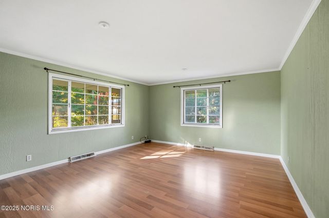 5017 Macklyn Drive, Toledo, OH 43615